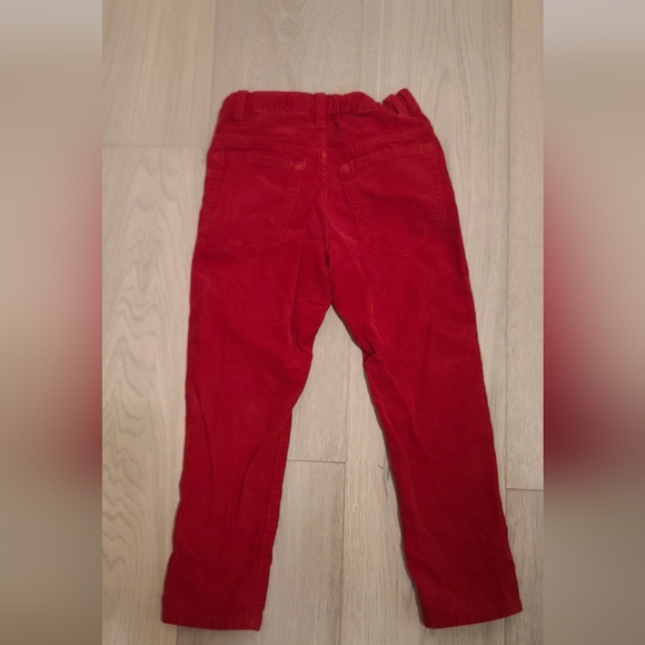 H&M red twill pants family look - Picture 2 of 6